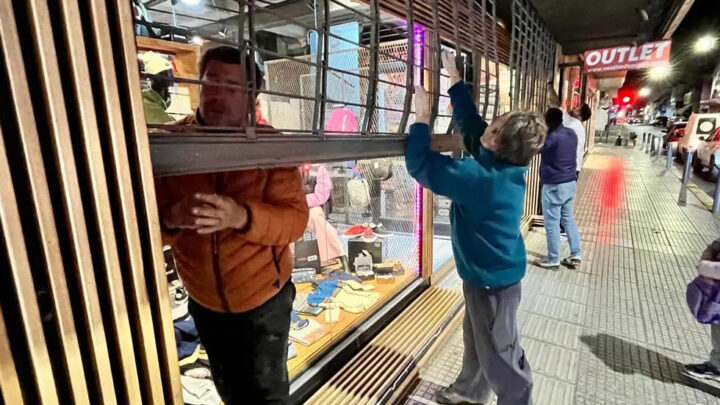 Córdoba: son más de 20 los detenidos por saqueos en distintos comercios