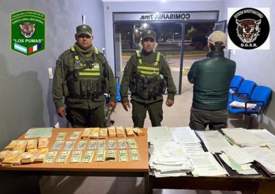 Secuestran 17.500 dolares en un control policial.