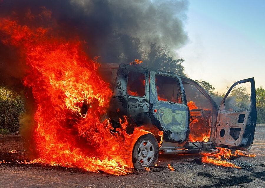 Brinkmann: se incendió un vehículo con daños totales Brinkmann: se incendió un vehículo con daños totales