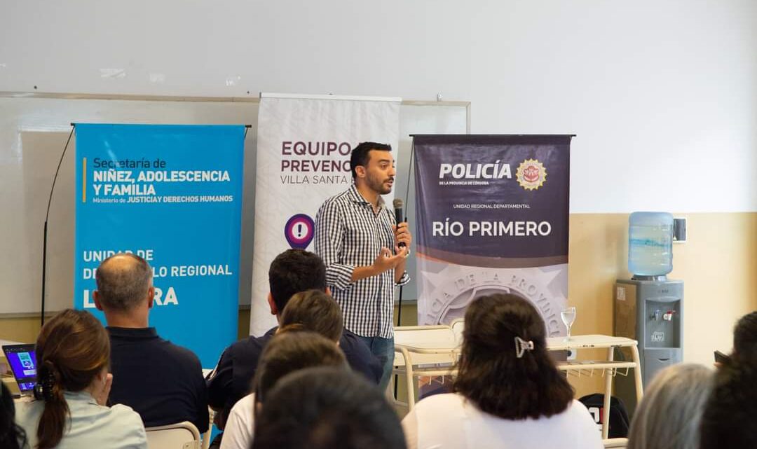 Villa Santa Rosa: dictaron un taller de seguridad para niños y adolescentes Villa Santa Rosa: dictaron un taller de seguridad para niños y adolescentes