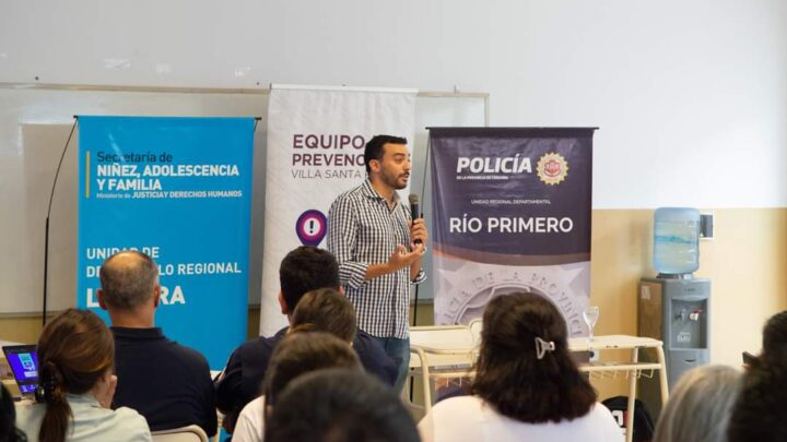 Villa Santa Rosa: dictaron un taller de seguridad para niños y adolescentes