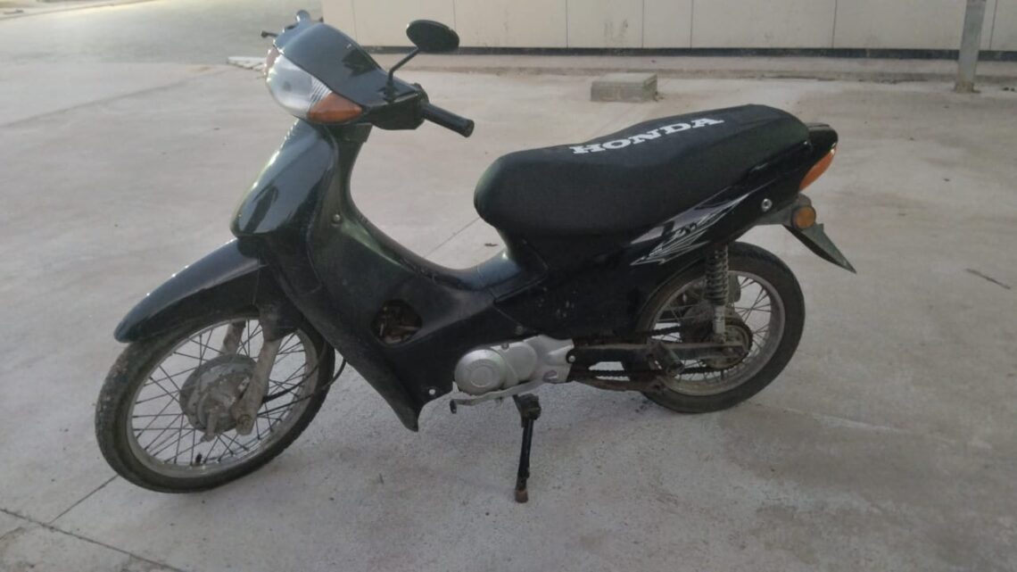 Balnearia: policía secuestra una moto cuyo conductor no tenía documentación