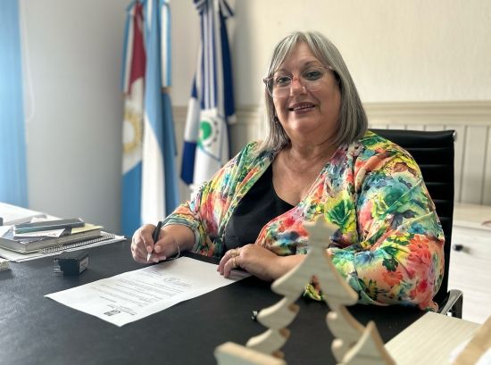 La intendenta de Porteña cumplió su promesa de renunciar a su sueldo
