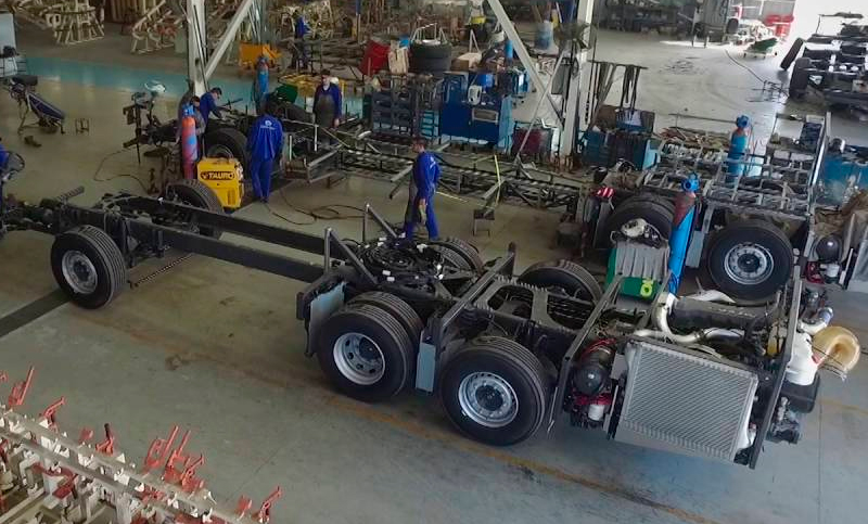 Por la baja en las ventas, una fabrica suspendió a 500 empleados y cesó a 140 contratados Por la baja en las ventas, una fabrica suspendió a 500 empleados y cesó a 140 contratados
