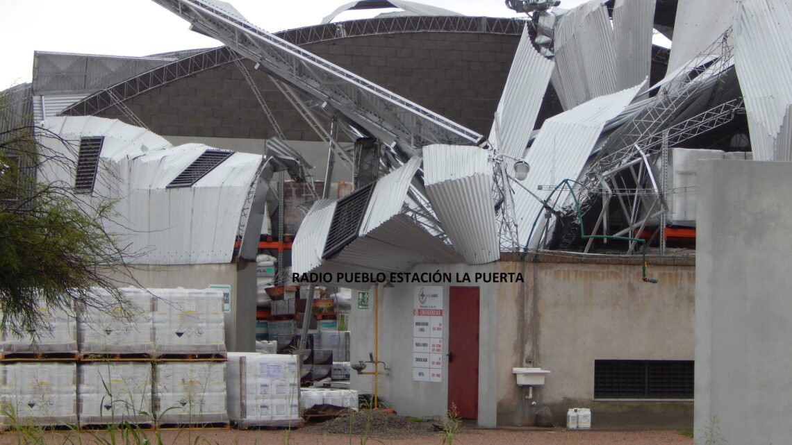 La Puerta: temporal dejó importantes daños en un depósito de la Planta Industrial