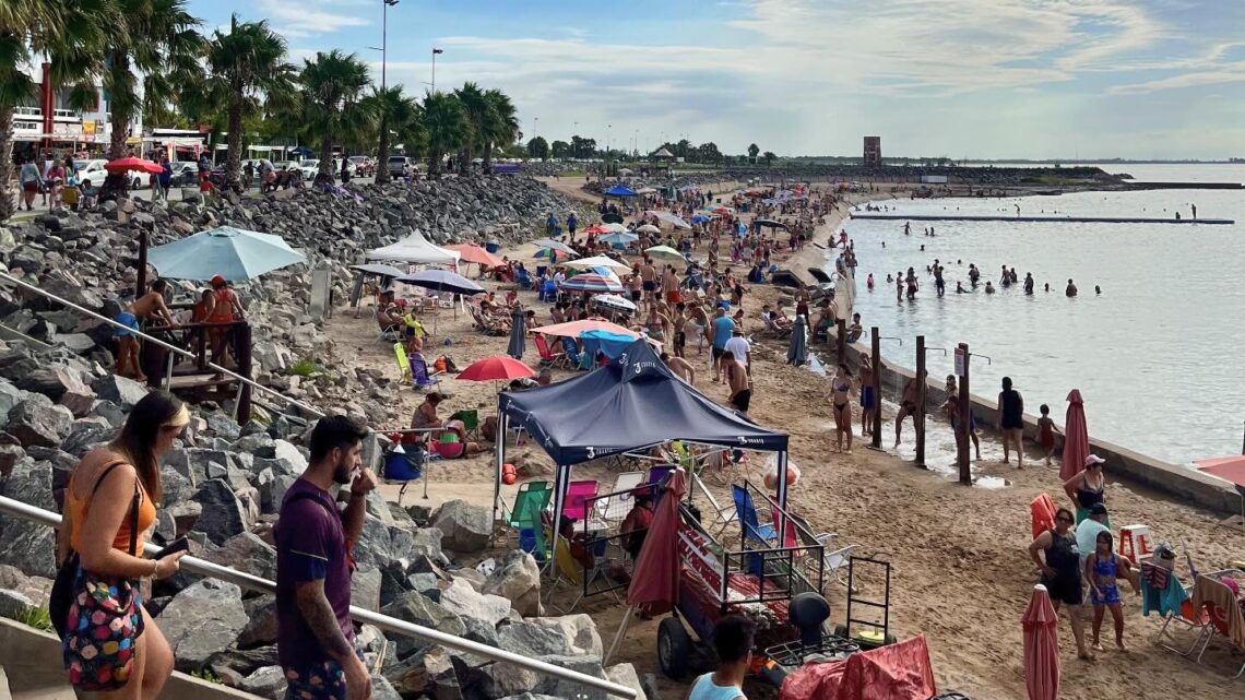 Turismo: Miramar al 100 porciento el fin de semana largo