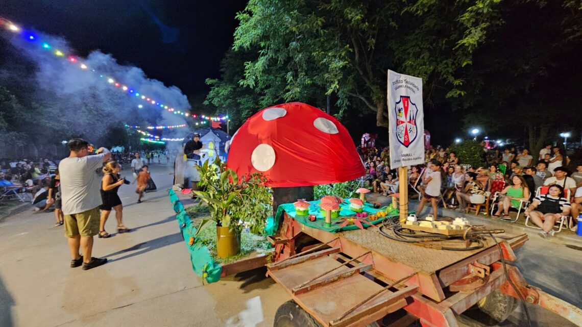 Marull abrió la agenda de los carnavales en Ansenuza Marull abrió la agenda de los carnavales en Ansenuza