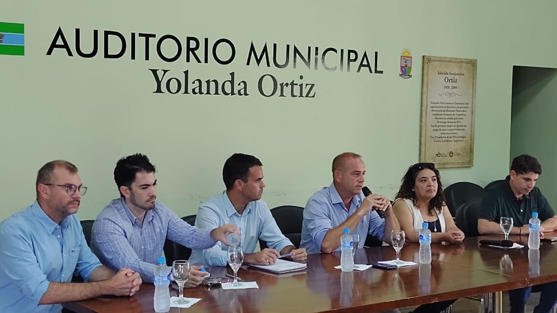 La Para: funcionarios provinciales, Consorcios y productores, evaluaron las consecuencias de las inundaciones La Para: funcionarios provinciales, Consorcios y productores, evaluaron las consecuencias de las inundaciones