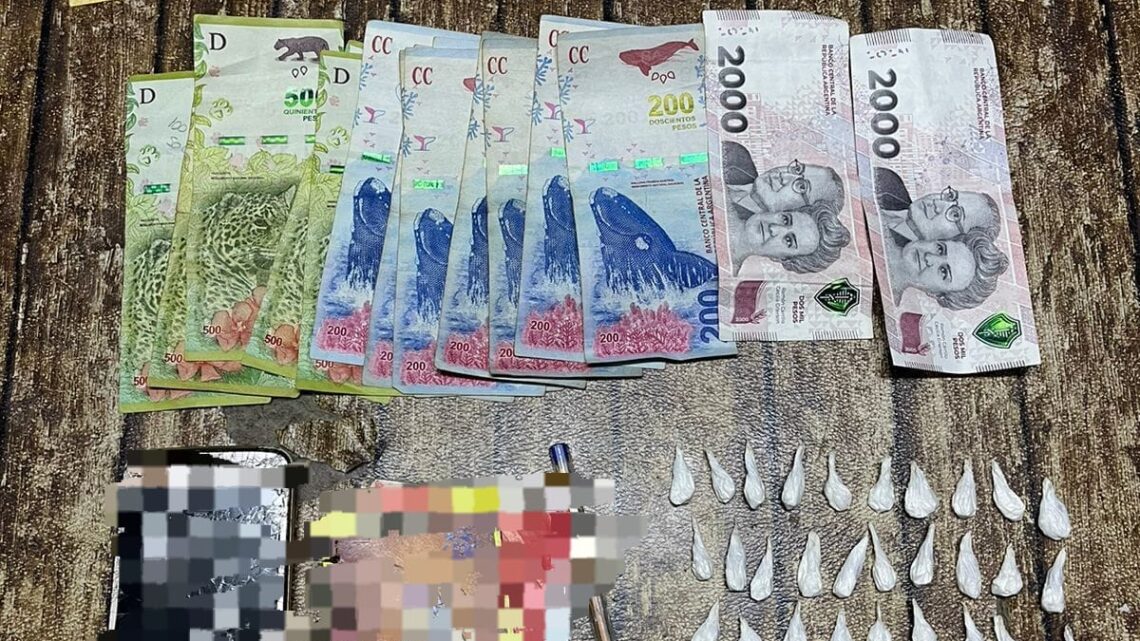 Morteros: detienen a un delivery con cocaina y dinero Morteros: detienen a un delivery con cocaina y dinero