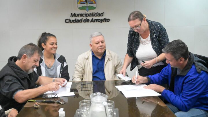 Arroyito: Municipalidad entregó aportes a Clubes Deportivos