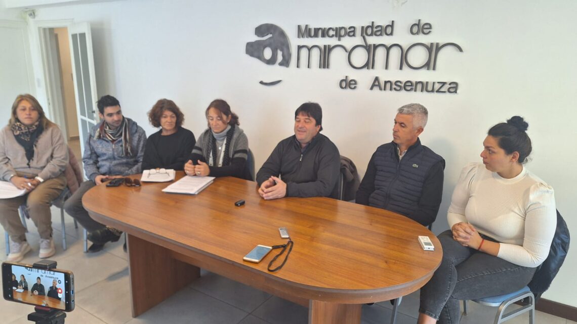 Se lanzó el concurso para crear la Bandera de Miramar de Ansenuza