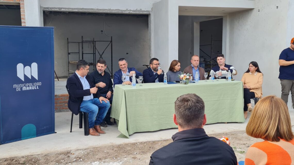 La Para y Marull: se presentó el primer Pulmón Verde Bahía de Ansenuza La Para y Marull: se presentó el primer Pulmón Verde Bahía de Ansenuza