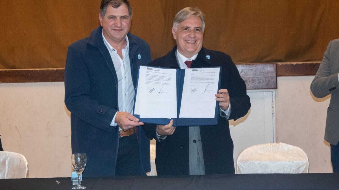 Balnearia y Miramar de Ansenuza estarán conectadas por una ciclovía Balnearia y Miramar de Ansenuza estarán conectadas por una ciclovía