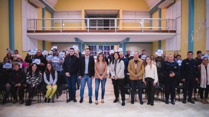 Emprendedores de Arroyito, La Francia y La Tordilla recibieron apoyo del Banco de la Gente