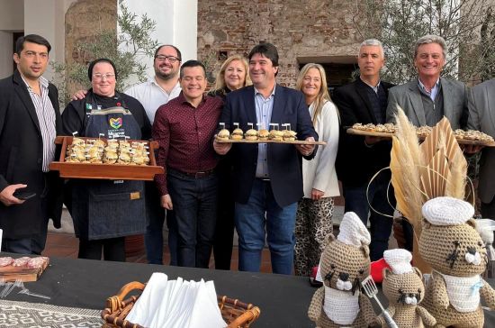 Miramar: se presentó en Córdoba la Fiesta Provincial de la Nutria