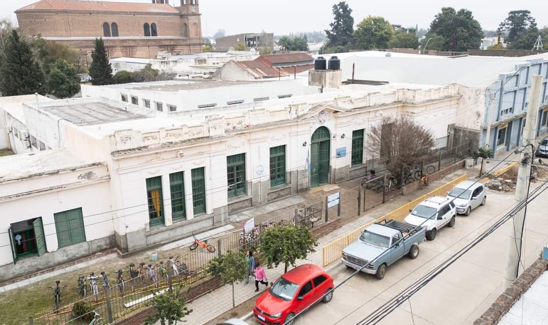 Villa Santa Rosa: avanzan obras en dos institutos educativos