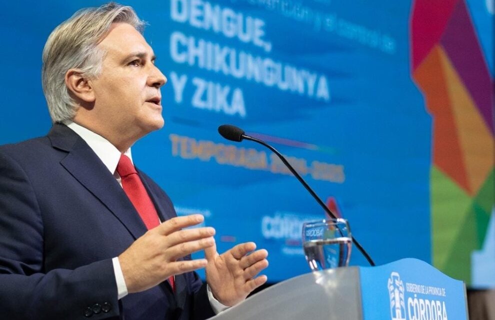 Llaryora anunció la compra de 150 mil vacunas contra el dengue