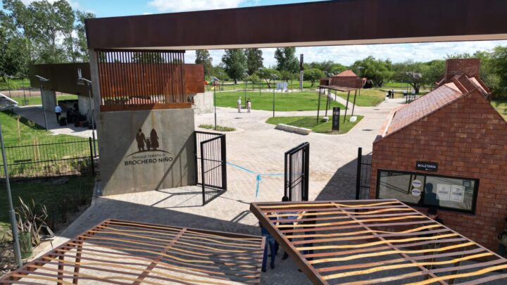 Villa Santa Rosa: se habilitó el parque Brochero Niño