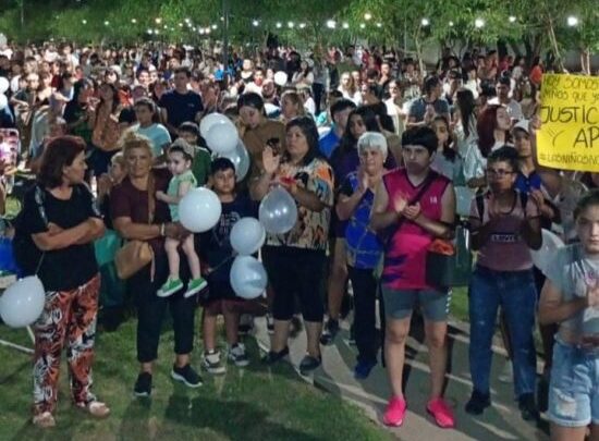 Vecinos de Brinkmann marcharon pidiendo justicia por la muerte de Aralí
