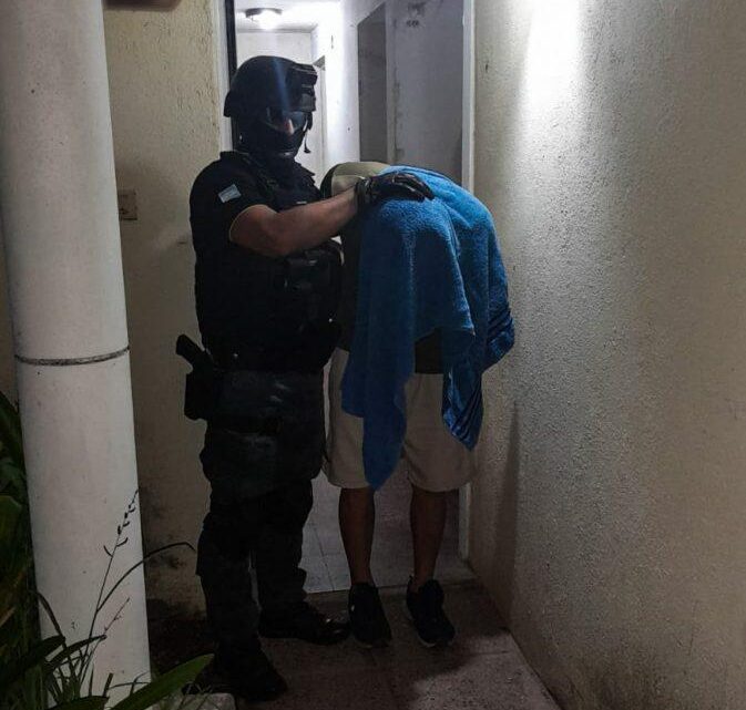 Secuestro de drogas y detenidos en Balnearia y Miramar de Ansenuza Secuestro de drogas y detenidos en Balnearia y Miramar de Ansenuza