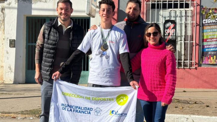 La Francia celebró un hito histórico en el deporte local: Matías Guevara, Campeón Argentino de Atletismo U14