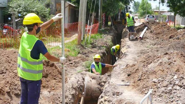 Miramar de Ansenuza: corte total en Calle Libertad por obras de redes cloacales