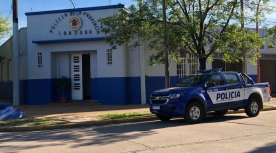 Trágico accidente en Porteña: un motociclista perdió la vida tras colisionar con un automóvil en el centro de la localidad