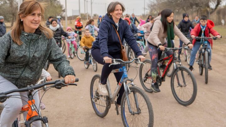Villa Santa Rosa impulsa el cicloturismo como nueva forma de descubrir su patrimonio