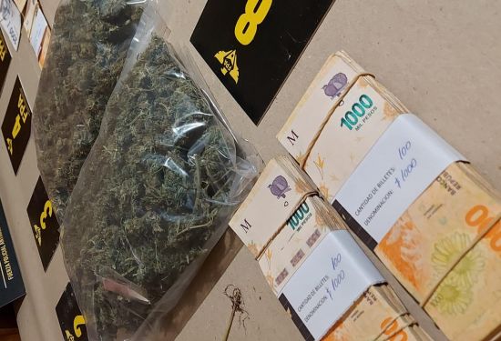 Desbaratan banda narco familiar en El Tío: cinco detenidos y cierre de tres puntos de venta Desbaratan banda narco familiar en El Tío: cinco detenidos y cierre de tres puntos de venta
