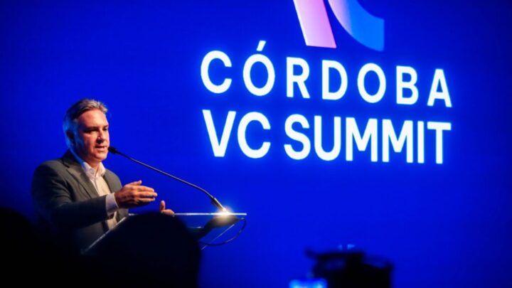 Llaryora anunció un fondo $10.000 millones para emprendimientos innovadores