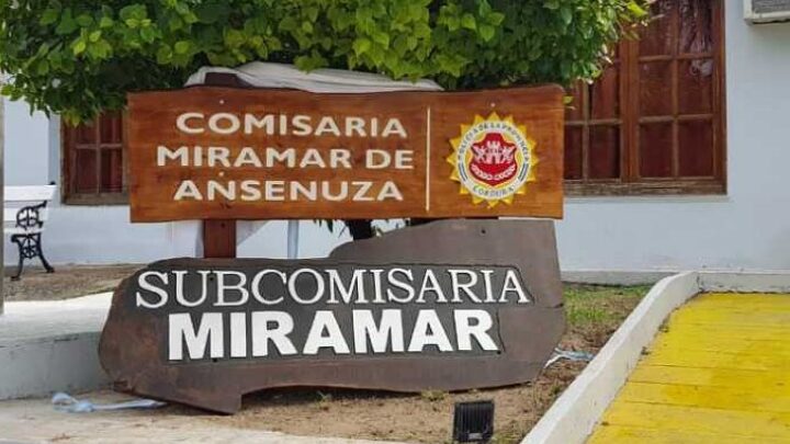 Robo de dos motocicletas en Miramar de Ansenuza