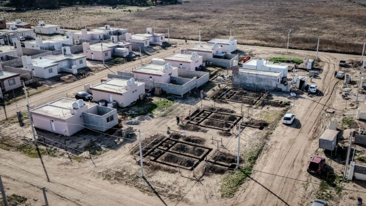 Arroyito avanza con la construcción de 89 viviendas municipales