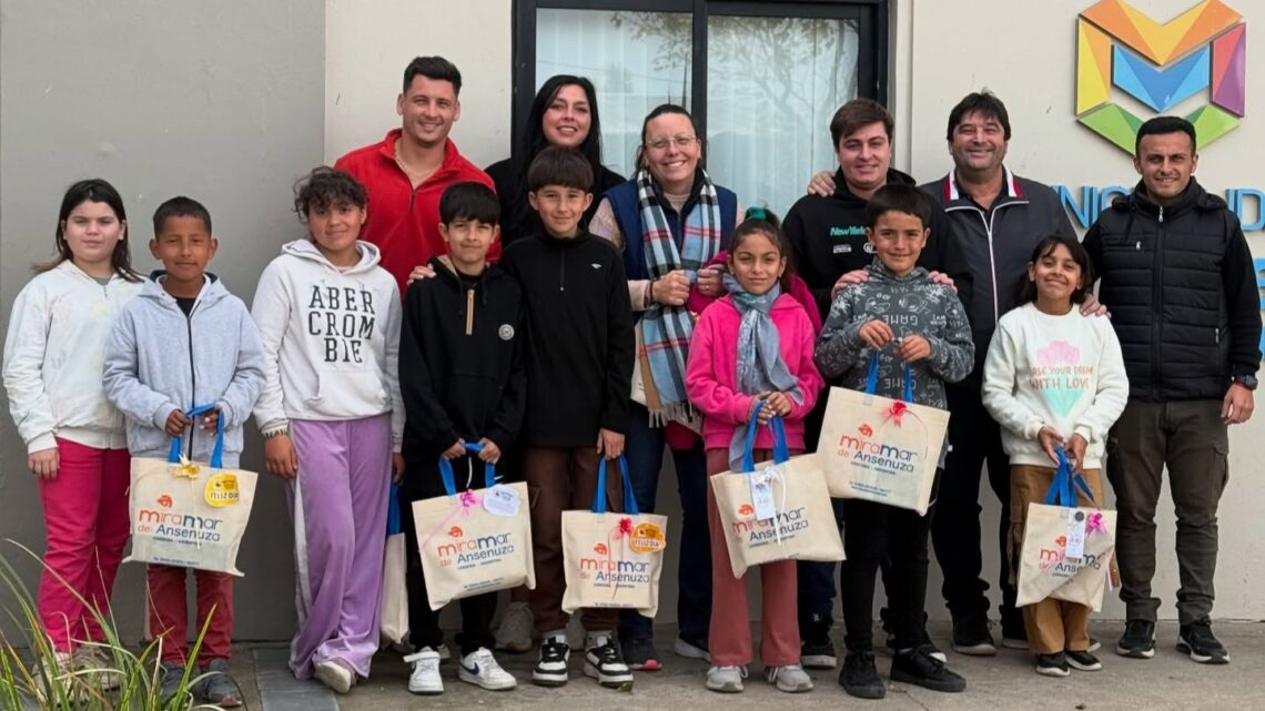 Miramar de Ansenuza premió a las familias que más reciclaron en el Día del Niño Miramar de Ansenuza premió a las familias que más reciclaron en el Día del Niño