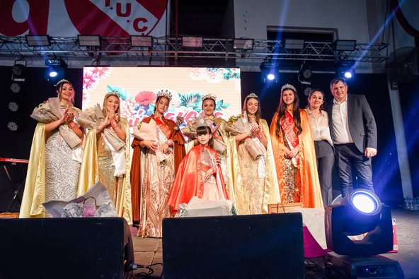 Balnearia coronó a su nueva Reina en la 44ª Fiesta Provincial de la Primavera Balnearia coronó a su nueva Reina en la 44ª Fiesta Provincial de la Primavera