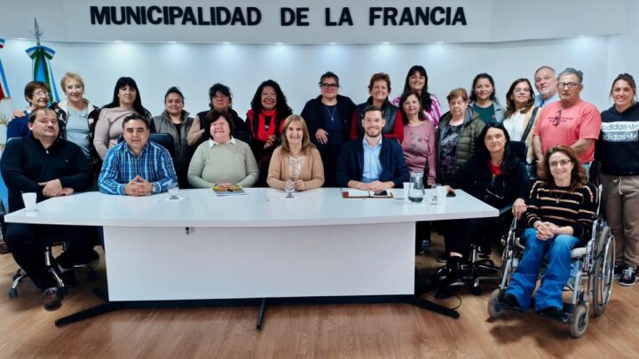 Instituciones de La Francia reciben aportes del Gobierno de Córdoba