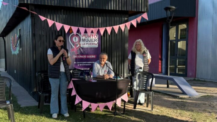 La Puerta celebró una nueva edición de la Feria de Emprendedores por el Día de la Madre