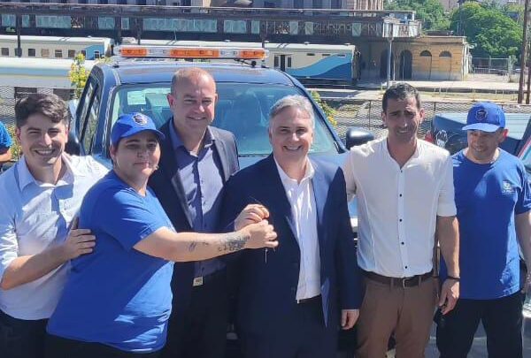 La Para recibió un nuevo móvil y equipamiento para la Guardia Local