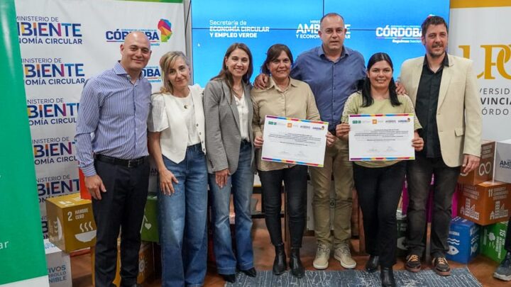 La Para se sumó a la formación de Promotores Ambientales con un proyecto innovador de madera plástica