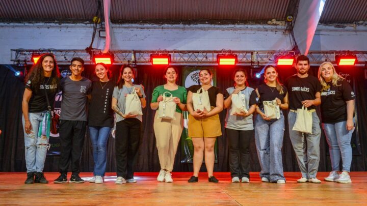 La Puerta celebró el 2º Encuentro de Danzas “Raíces que Unen”