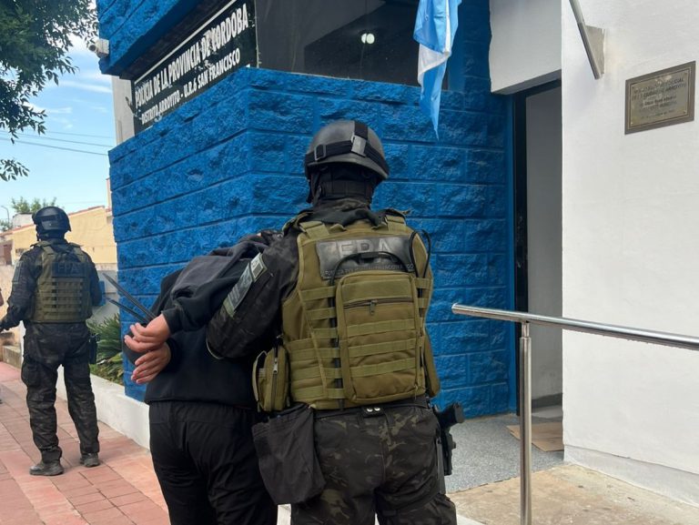 La FPA secuestró drogas y detuvo a tres personas en operativos realizados en Arroyito y Frontera