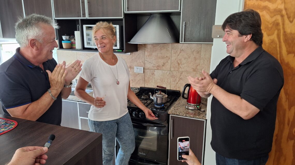 Miramar de Ansenuza encendió la primera llama de gas natural en una vivienda particular