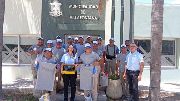 Villa Fontana entregó nuevos uniformes al personal del Corralón Municipal