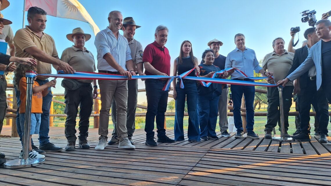 La Para inauguró el Centro de Interpretación del Paisaje de Ansenuza con la presencia del gobernador Llaryora