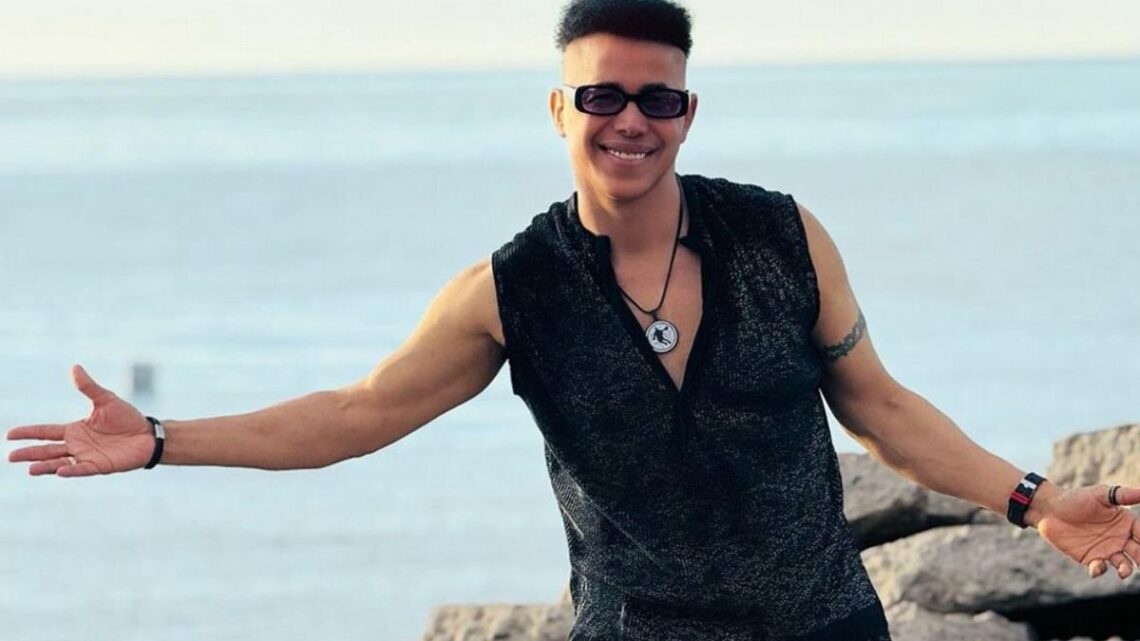Jean Carlos estrenó “Quién” con un video grabado en Miramar de Ansenuza