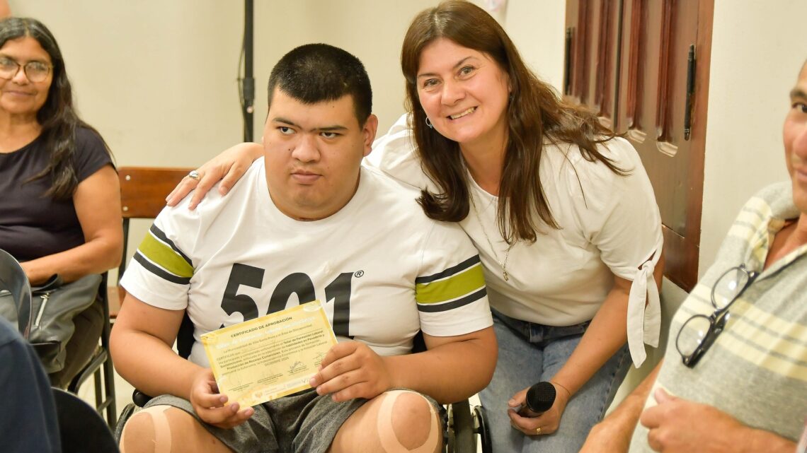 Villa Santa Rosa lanzó un Proyecto de Formación Laboral Socio Inclusiva