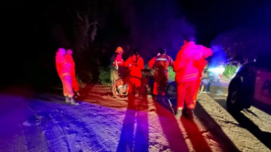 Rescatan a dos personas desorientadas en la desembocadura del río Xanaes