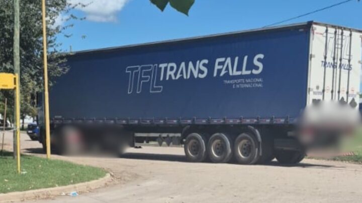 San Francisco: una mujer falleció en un choque entre un camión y una motocicleta