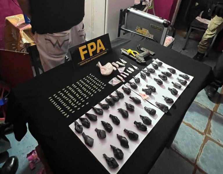 Fuerte golpe al narcotráfico en Córdoba: seis detenidos y más de 1000 dosis secuestradas