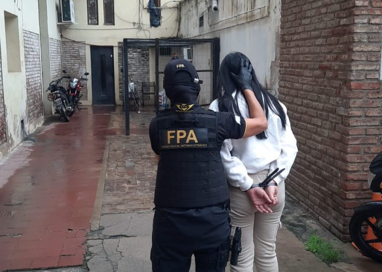 La Fuerza Policial Antinarcotráfico realizó allanamientos en la cárcel de Villa María y domicilios de San Francisco