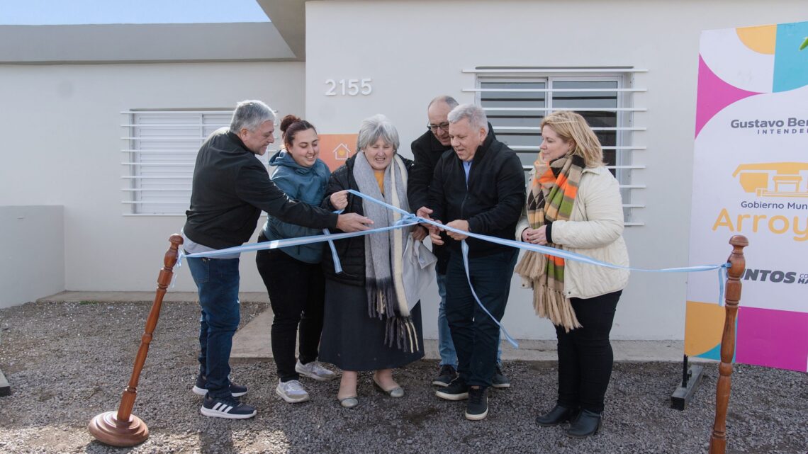 Arroyito entregó 13 nuevas viviendas y completó las 144 del barrio Nuevo Sur